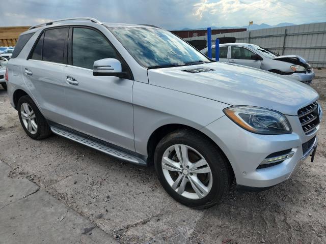4JGDA5HB3EA327295 - 2014 MERCEDES-BENZ ML 350 4MATIC SILVER photo 4