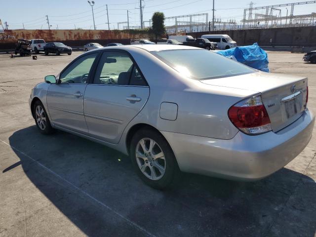 4T1BF30K96U115932 - 2006 TOYOTA CAMRY LE ვერცხლისფერი ფოტო 2