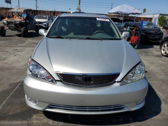 4T1BF30K96U115932 - 2006 TOYOTA CAMRY LE ვერცხლისფერი ფოტო 5