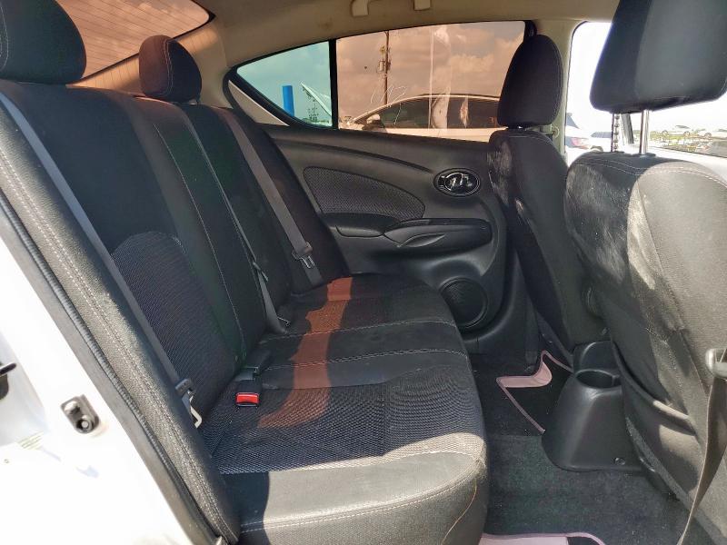 3N1CN7AP7KL865317 - 2019 NISSAN VERSA S Күміс фото 10