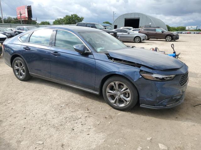 1HGCY1F34RA003814 - 2024 HONDA ACCORD EX 蓝色 照片 4