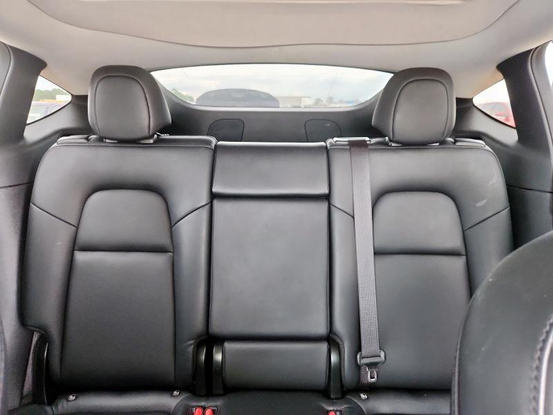 5YJYGDEE5MF091591 - 2021 TESLA MODEL Y Rot Foto 10