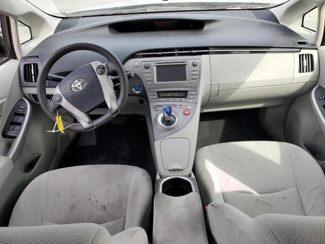 JTDKN3DU4C5376085 - 2012 TOYOTA PRIUS SILVER photo 8