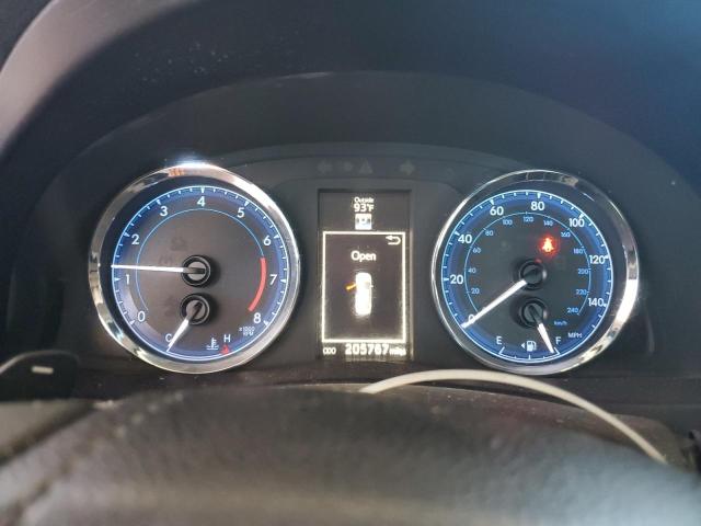 5YFBURHE8JP780287 - 2018 TOYOTA COROLLA L WHITE photo 9