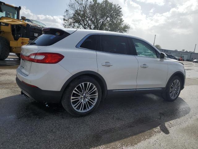 2LMTJ6LR3GBL56863 - 2016 LINCOLN MKX RESERVE WHITE photo 3