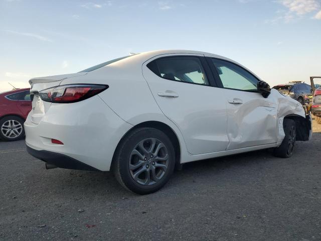 3MYDLBYV8KY504343 - 2019 TOYOTA YARIS L Ağ foto 3