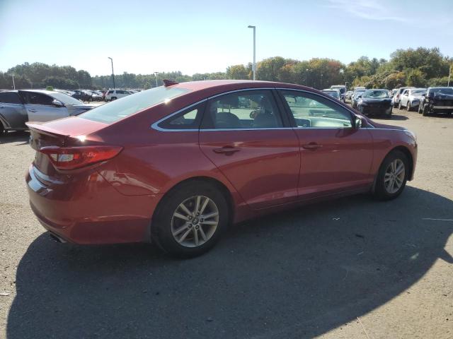 5NPE24AF2FH138497 - 2015 HYUNDAI SONATA SE RED photo 3