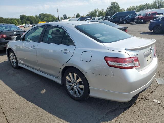 4T1BF3EK1BU160561 - 2011 TOYOTA CAMRY BASE SILVER photo 2