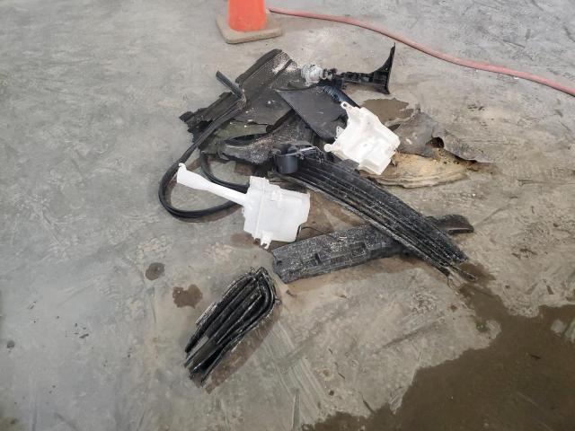 5XXGU4L38JG215125 - 2018 KIA OPTIMA EX WHITE photo 12