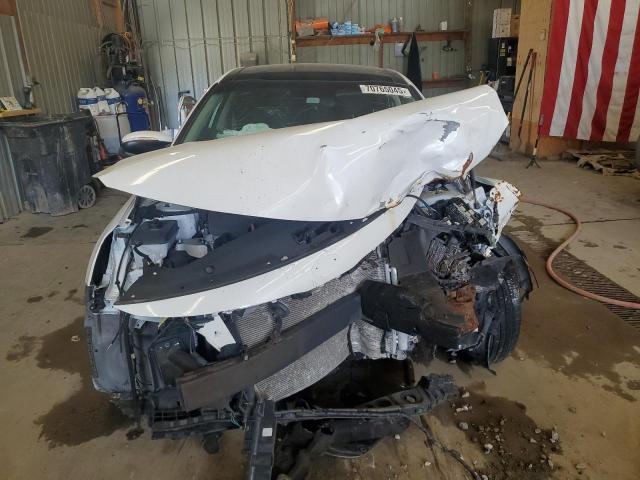 5XXGU4L38JG215125 - 2018 KIA OPTIMA EX WHITE photo 5