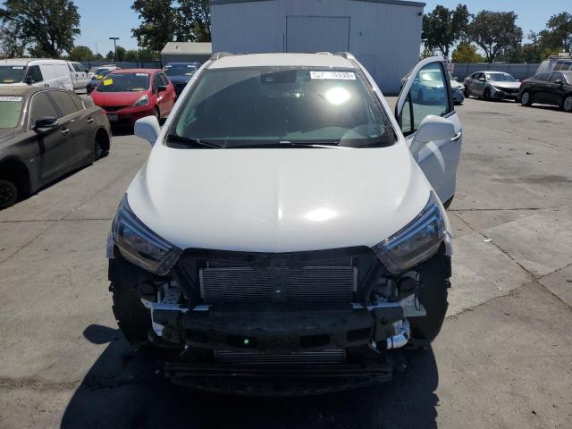KL4CJESMXNB555440 - 2022 BUICK ENCORE PREFERRED WHITE photo 5