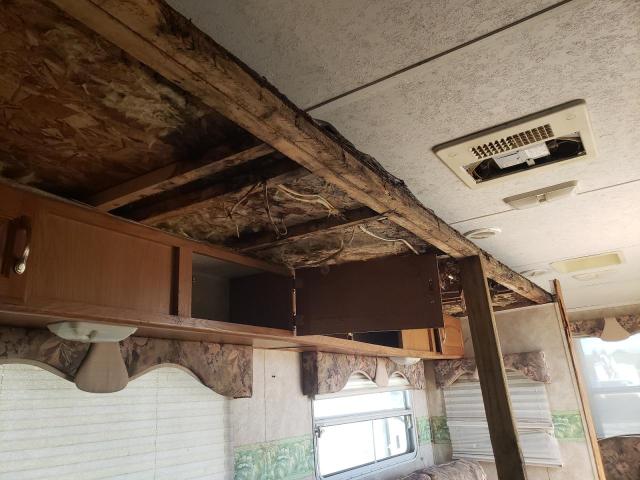 4YDT380275A222716 - 2005 KEYSTONE SPRINTER BEIGE photo 9