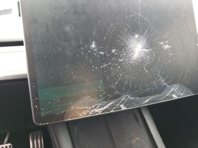 5YJSA1E28GF168843 - 2016 TESLA MODEL S Սև լուսանկար 9