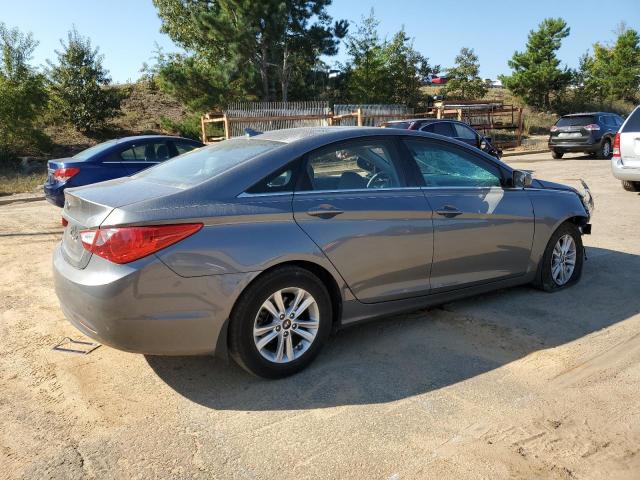 5NPEB4AC5DH541361 - 2013 HYUNDAI SONATA GLS SILVER photo 3