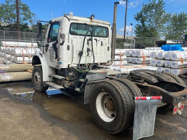 1FUBCXDJ76HW68988 - 2006 FREIGHTLINER M2 106 MEDIUM DUTY WHITE photo 3