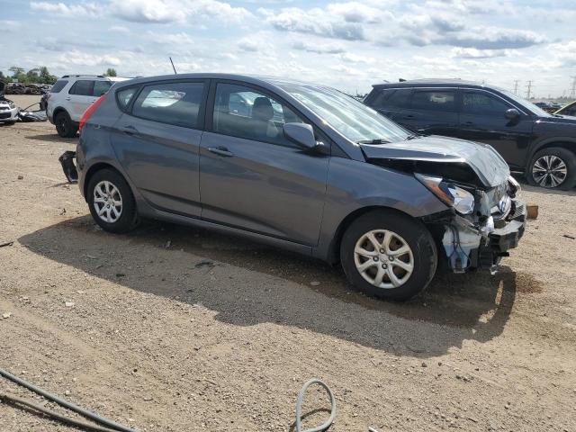 KMHCT5AE0DU081670 - 2013 HYUNDAI ACCENT GLS GRAY photo 4
