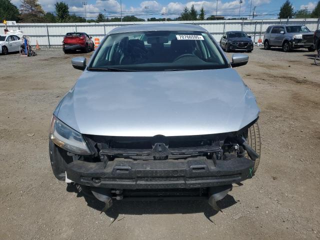 3VWD17AJ3EM268055 - 2014 VOLKSWAGEN JETTA SE SILVER photo 5
