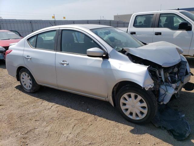 3N1CN7AP1GL912414 - 2016 NISSAN VERSA S SILVER photo 4