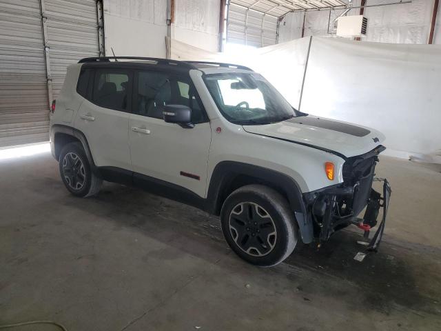 ZACCJBCT2GPC57323 - 2016 JEEP RENEGADE TRAILHAWK 白色 照片 4