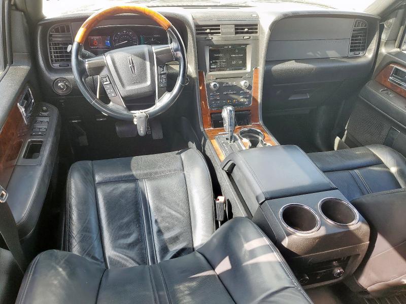 5LMJJ2HT4FEJ11327 - 2015 LINCOLN NAVIGATOR WHITE photo 8