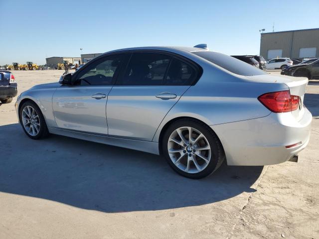 WBA3B1G52ENS79442 - 2014 BMW 320 I SILVER photo 2