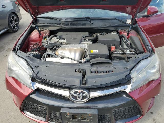 4T1BF1FKXHU803596 - 2017 TOYOTA CAMRY LE MAROON photo 11