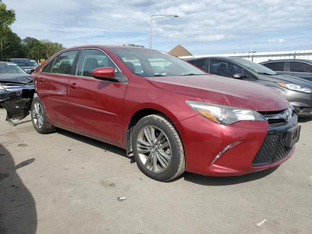 4T1BF1FKXHU803596 - 2017 TOYOTA CAMRY LE MAROON photo 4