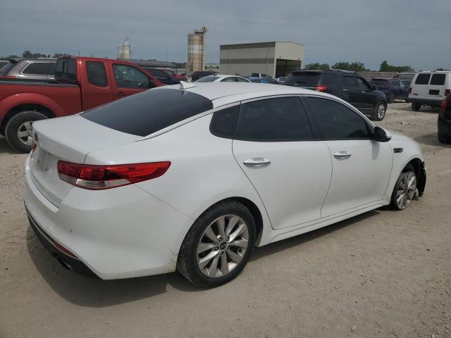 5XXGT4L35JG252930 - 2018 KIA OPTIMA LX WHITE photo 3