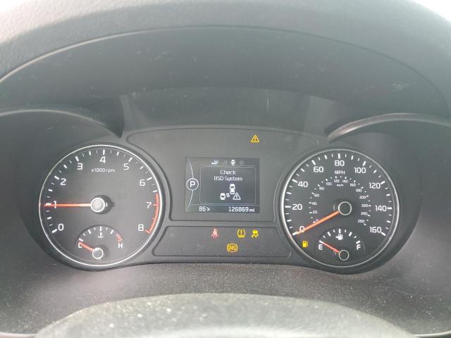 5XXGT4L35JG252930 - 2018 KIA OPTIMA LX WHITE photo 9