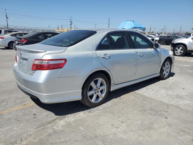 4T1BK46K47U044133 - 2007 TOYT CAMRY LE SILVER photo 3