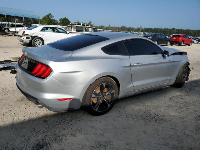 1FA6P8TH9J5120802 - 2018 FORD MUSTANG SILVER photo 3