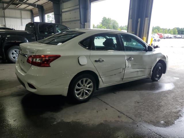 3N1AB7AP5JY262402 - 2018 NISSAN SENTRA S 白色 照片 3