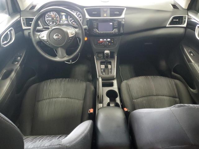 3N1AB7AP5JY262402 - 2018 NISSAN SENTRA S 白色 照片 8