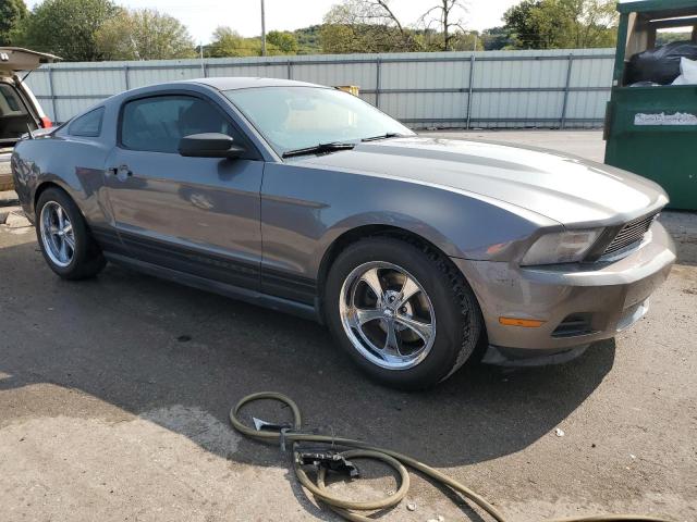 1ZVBP8AMXC5280485 - 2012 FORD MUSTANG GRAY photo 4