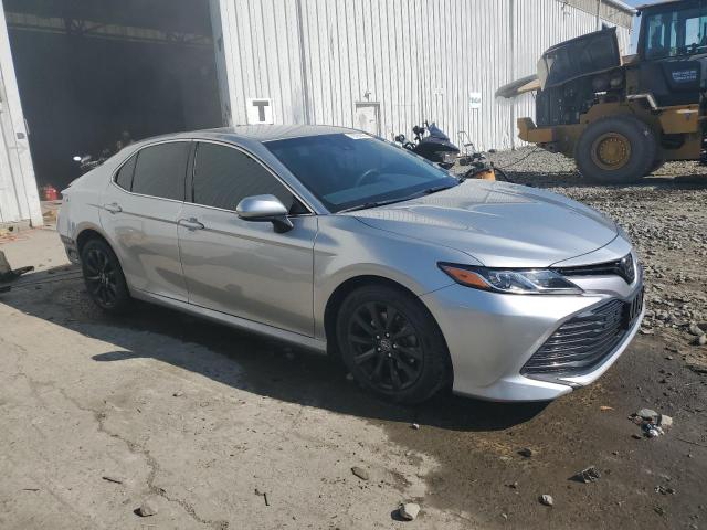 4T1B11HK9JU625794 - 2018 TOYOTA CAMRY L CHARCOAL photo 4