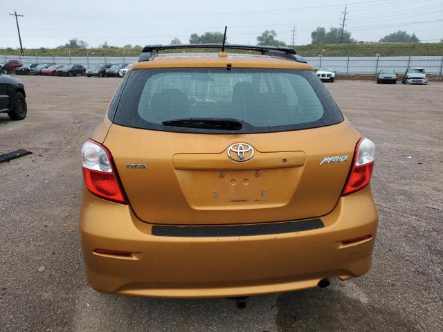 2T1KU40EX9C131908 - 2009 TOYOTA MATRIX ORANGE photo 6