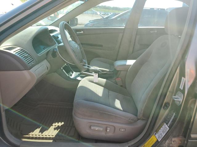 4T1BE30K05U941859 - 2005 TOYOTA CAMRY LE ნაცრისფერი ფოტო 7