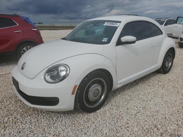 3VWHX7AT5CM659447 - 2012 VOLKSWAGEN BEETLE WHITE photo 1