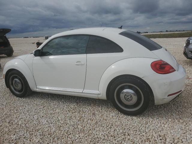 3VWHX7AT5CM659447 - 2012 VOLKSWAGEN BEETLE WHITE photo 2