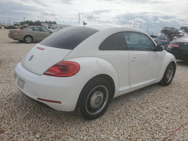 3VWHX7AT5CM659447 - 2012 VOLKSWAGEN BEETLE WHITE photo 3