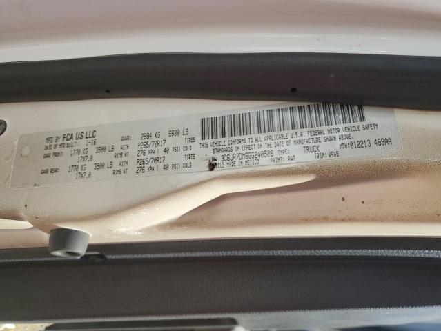 3C6JR7DM6GG240506 - 2016 RAM 1500 ST WHITE photo 12