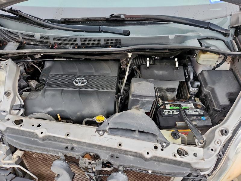 5TDKK3DC9GS700907 - 2016 TOYOTA SIENNA LE SILVER photo 12