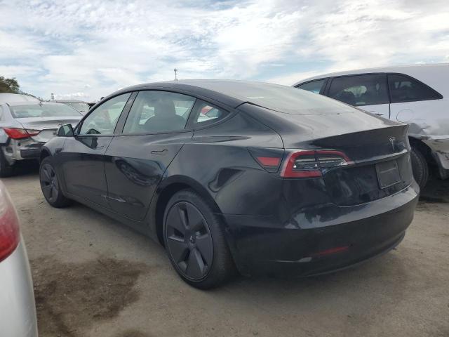 5YJ3E1EAXMF907075 - 2021 TESLA MODEL 3 Чорний фото 2