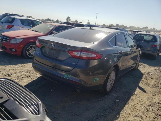 3FA6P0PU2GR202532 - 2016 FORD FUSION SE PHEV GRAY photo 3