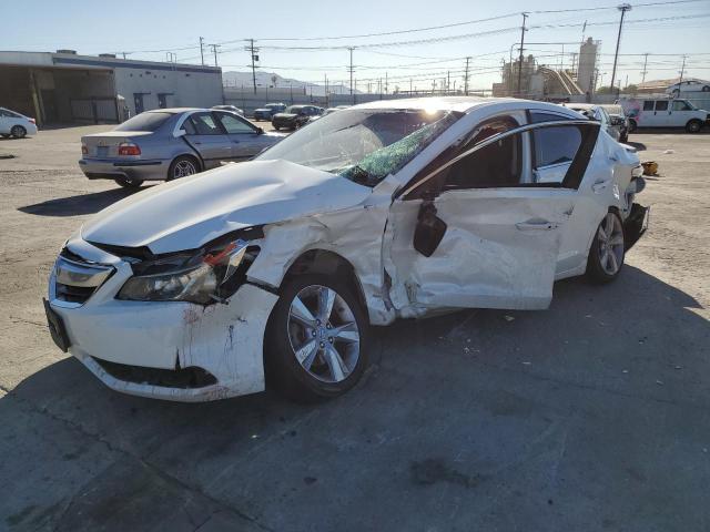 19VDE1F33FE000335 - 2015 ACURA ILX 20 WHITE photo 1