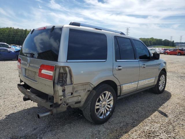 5LMFU28508LJ13962 - 2008 LINCOLN NAVIGATOR SILVER photo 3