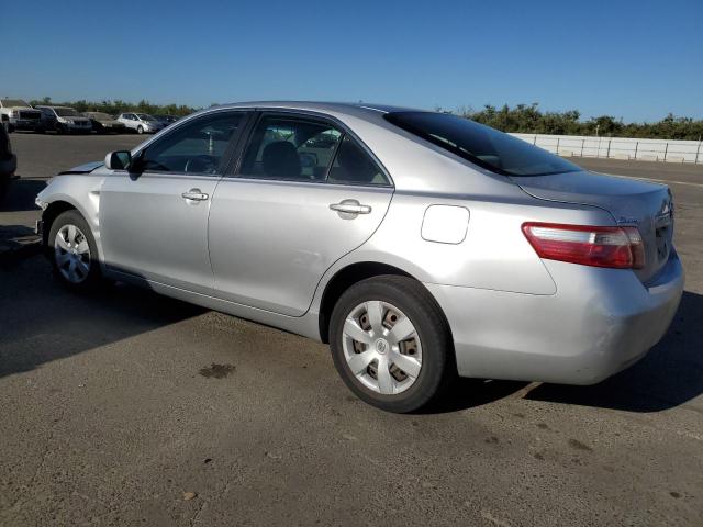 4T4BE46K09R068977 - 2009 TOYOTA CAMRY BASE SILVER photo 2