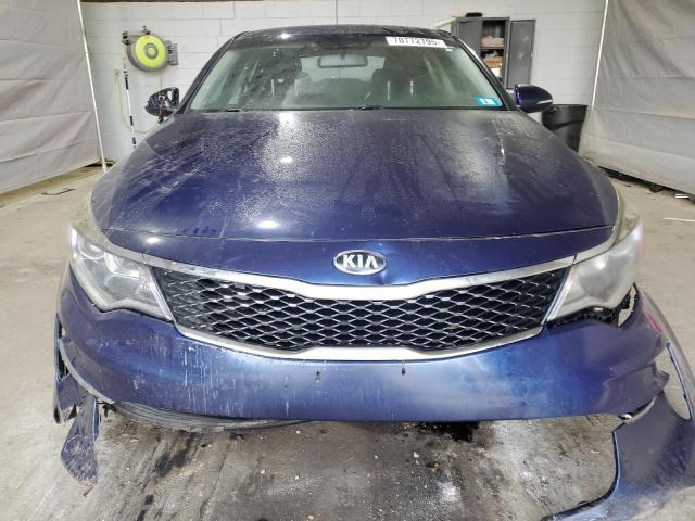 5XXGT4L32JG194355 - 2018 KIA OPTIMA LX ლურჯი ფოტო 5