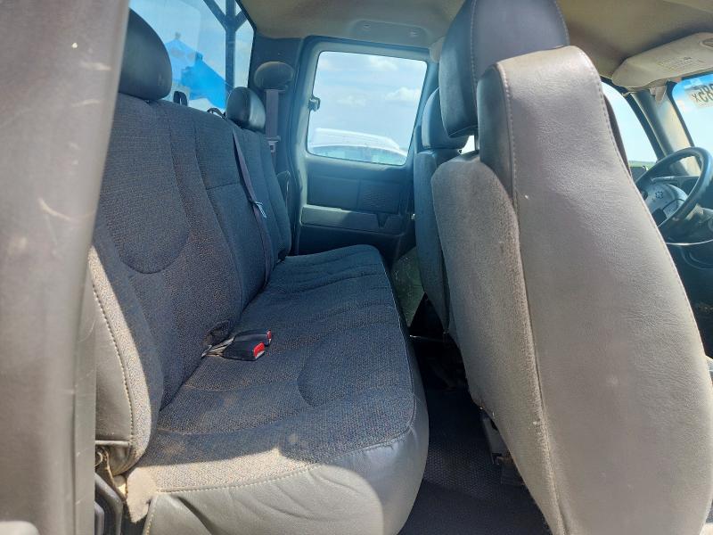 1GCEC19Z86E215514 - 2006 CHEVROLET SILVERADO C1500 WHITE photo 10