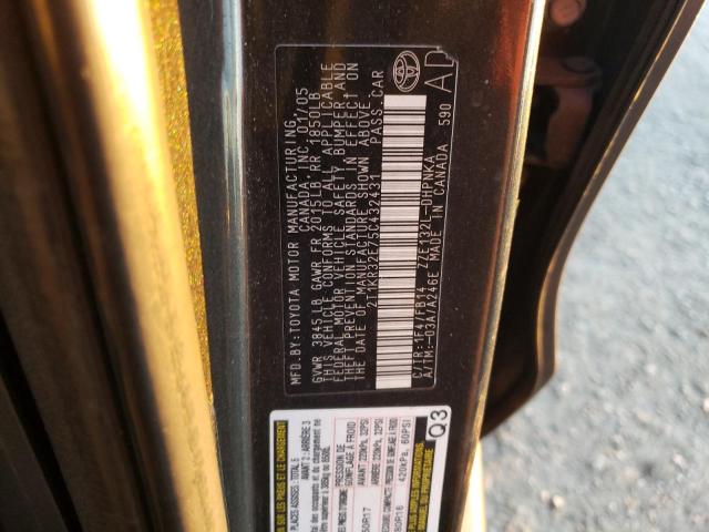 2T1KR32E75C432431 - 2005 TOYOTA COROLLA MA XR BLACK photo 13